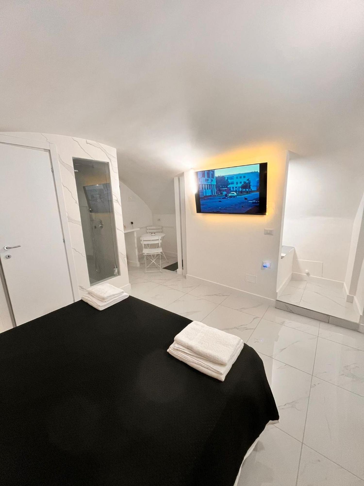 Suite Luxury Toto Nápoles Exterior foto